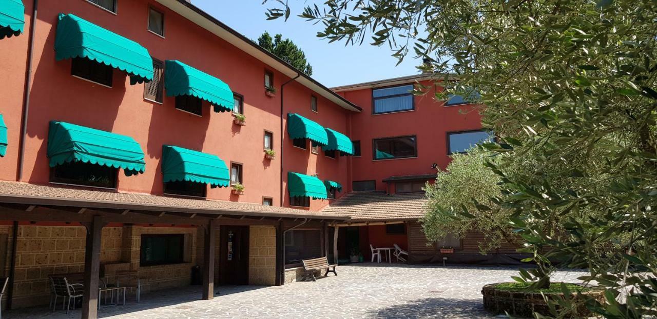 Agriturismo Ricciardelli Contrada (Campania) Exterior foto